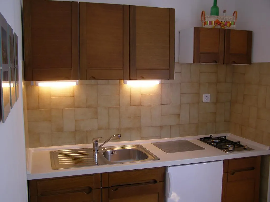 קרק Apartments Dunoti